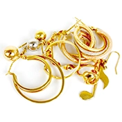 Single earring or small amounts of gold