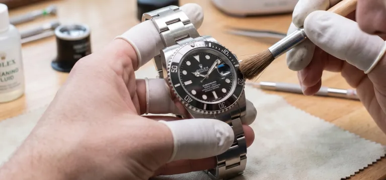 With the meticulous sensibility of Japanese standards.Thorough maintenance performed entirely by hand.