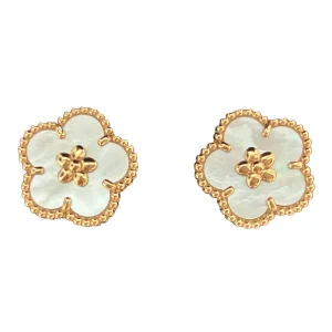 Van Cleef & Arpels Lucky Spring Plum Blossom Earrings (K18 Gold)