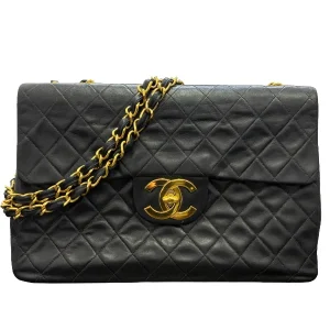 CHANEL Matelasse