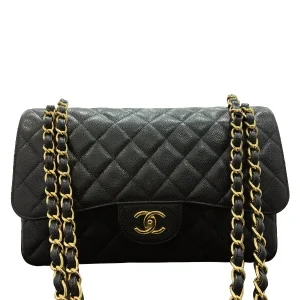 CHANEL Matelasse