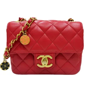 CHANEL Matelasse