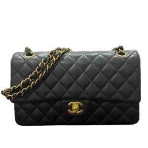 CHANEL Matelasse