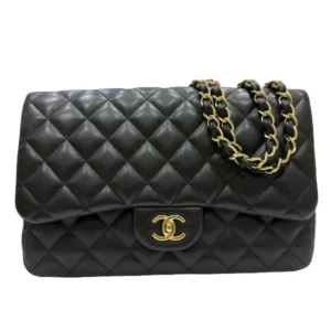 CHANEL Matelasse