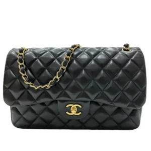 CHANEL Matelasse
